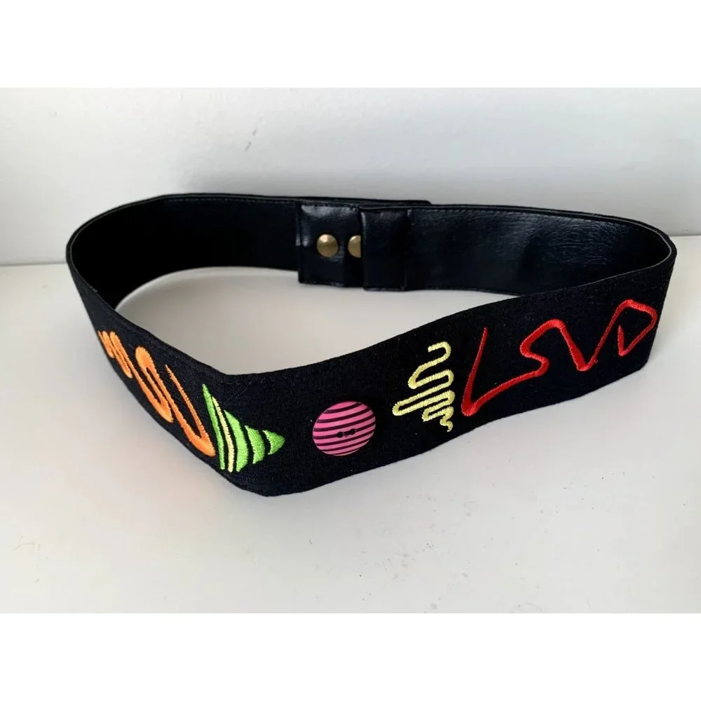 Vintage Statement Belt Medium Womens 90s‎ Black Wide Strap Waist Embroidered